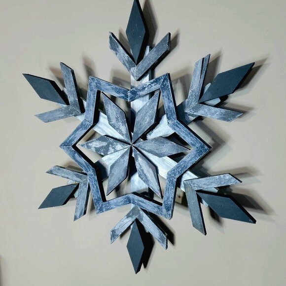 Wooden Snowflake Christmas Decoration in Any Color - Picture 1 of 1